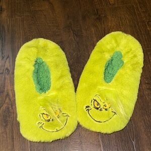Green Fuzzy Women's Slipper Socks